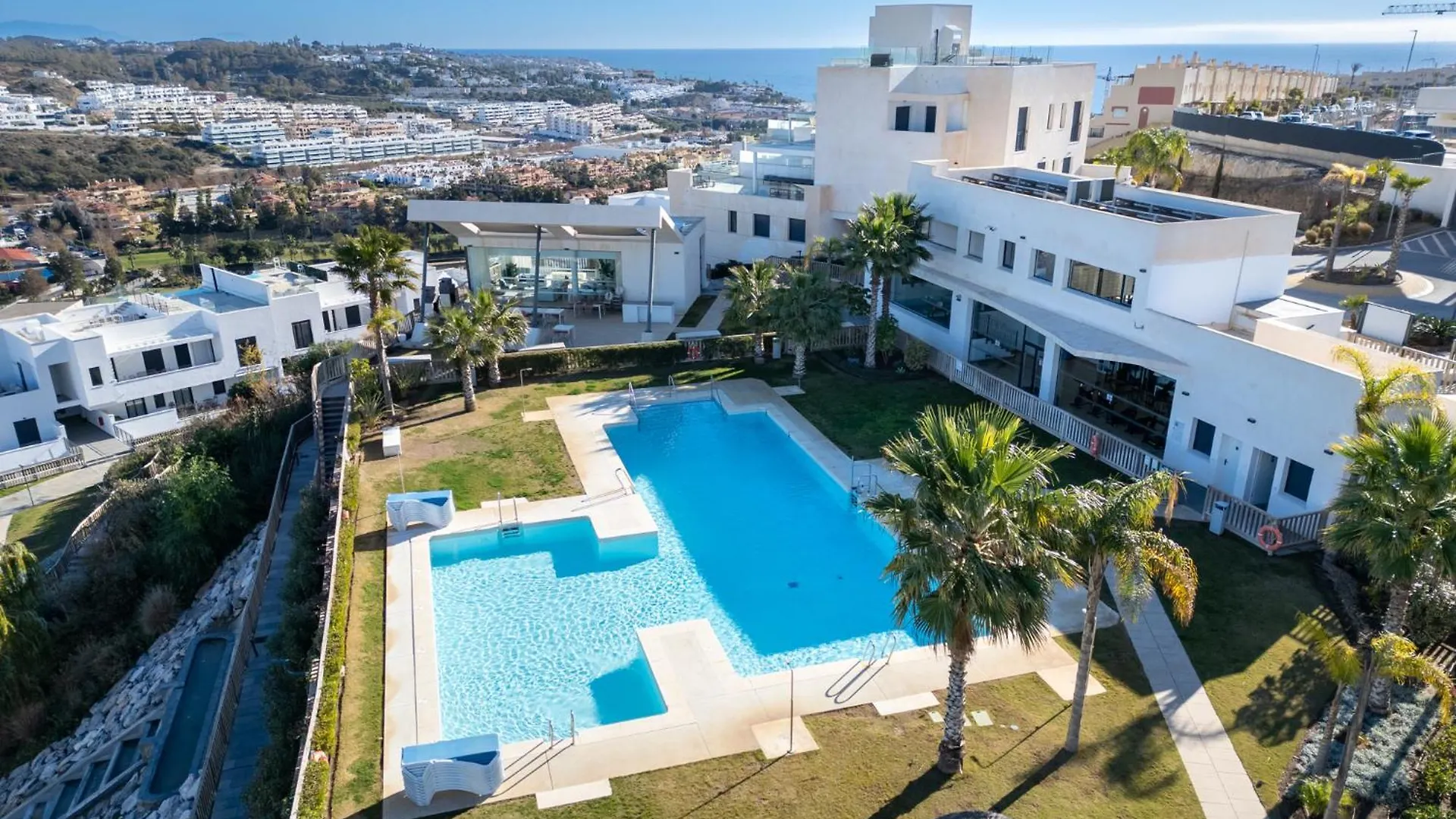 Lets In The Sun Casa Banderas Apartment La Cala De Mijas
